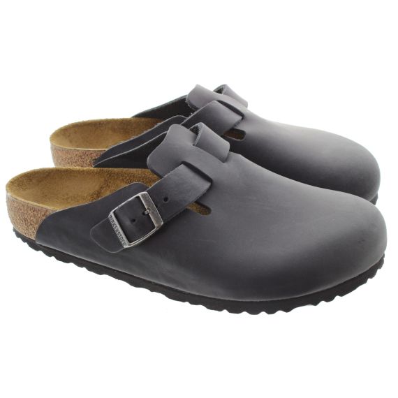 BIRKENSTOCK Adults Oiled Boston Mules In Black