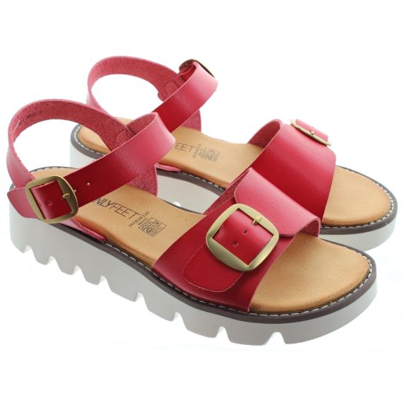 HEAVENLY FEET Ladies Trudy Buckle Sandals In Red